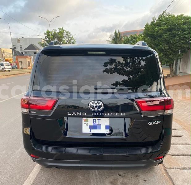 Big with watermark toyota land cruiser togo lome 11856