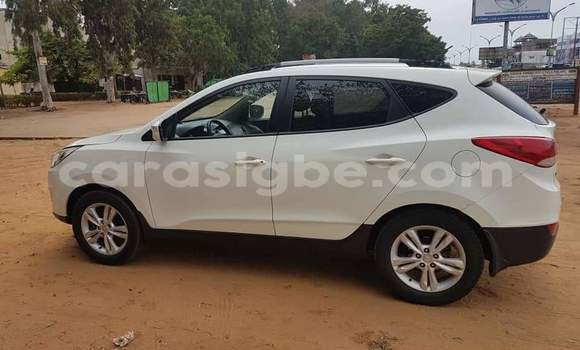 Buy Used Hyundai ix35 White Car in Lome in Maritime Buy Used Hyundai ix35 White Car in Lome in Maritime