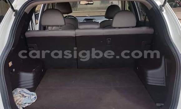 Buy Used Hyundai ix35 White Car in Lome in Maritime Buy Used Hyundai ix35 White Car in Lome in Maritime