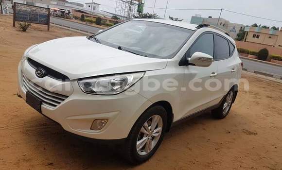 Buy Used Hyundai ix35 White Car in Lome in Maritime Buy Used Hyundai ix35 White Car in Lome in Maritime