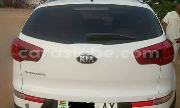 Buy Used Kia Sportage White Car in Lome in Maritime Buy Used Kia Sportage White Car in Lome in Maritime