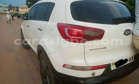 Buy Used Kia Sportage White Car in Lome in Maritime Buy Used Kia Sportage White Car in Lome in Maritime