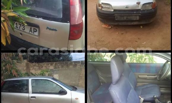 Acheter Occasion Voiture Fiat Punto Gris à Lomé, Maritime