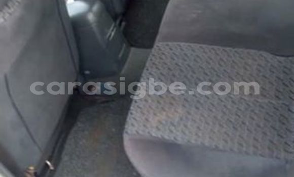 Acheter Occasion Voiture Mazda 323 Gris à Lomé, Maritime Acheter Occasion Voiture Mazda 323 Gris à Lomé, Maritime