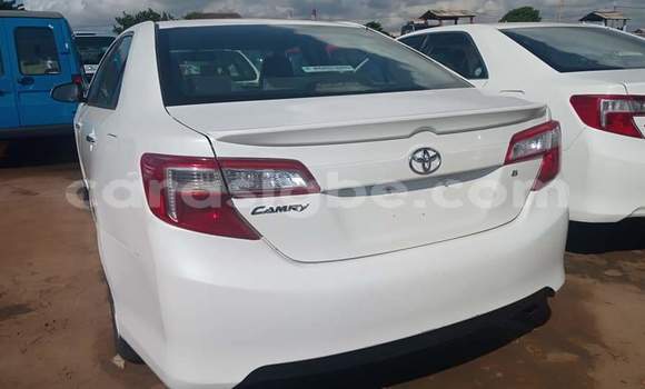 Buy Used Toyota Camry White Car in Lome in Maritime Buy Used Toyota Camry White Car in Lome in Maritime