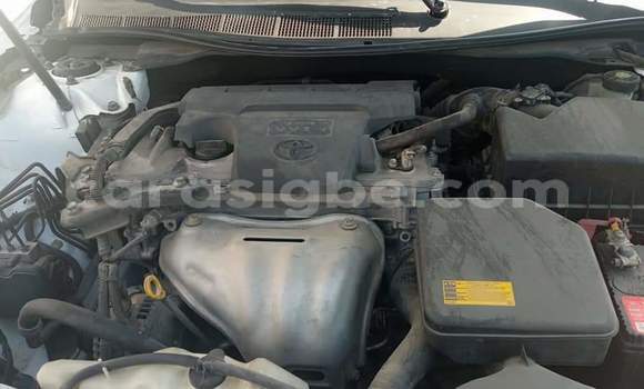 Buy Used Toyota Camry White Car in Lome in Maritime Buy Used Toyota Camry White Car in Lome in Maritime