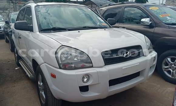 Buy Import Hyundai Tucson White Car in Lome in Maritime Buy Import Hyundai Tucson White Car in Lome in Maritime