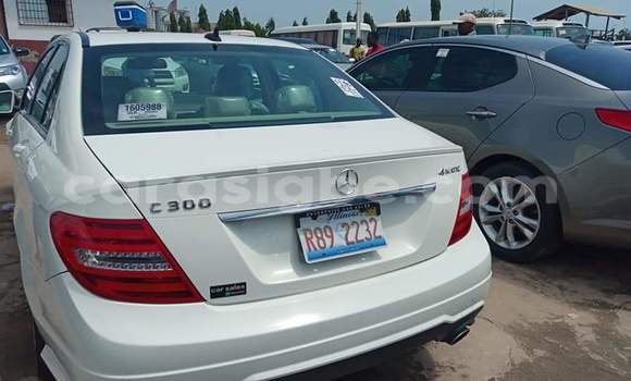 Buy Import Mercedes‒Benz C–Class White Car in Lome in Maritime Buy Import Mercedes‒Benz C–Class White Car in Lome in Maritime