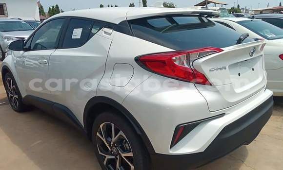 Buy Import Toyota Vitz White Car in Lome in Maritime Buy Import Toyota Vitz White Car in Lome in Maritime