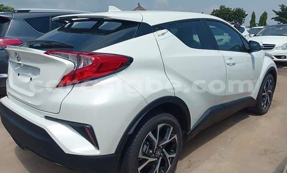 Buy Import Toyota Vitz White Car in Lome in Maritime Buy Import Toyota Vitz White Car in Lome in Maritime