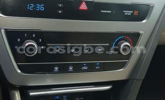 Buy Import Hyundai Sonata Black Car in Lome in Maritime Buy Import Hyundai Sonata Black Car in Lome in Maritime