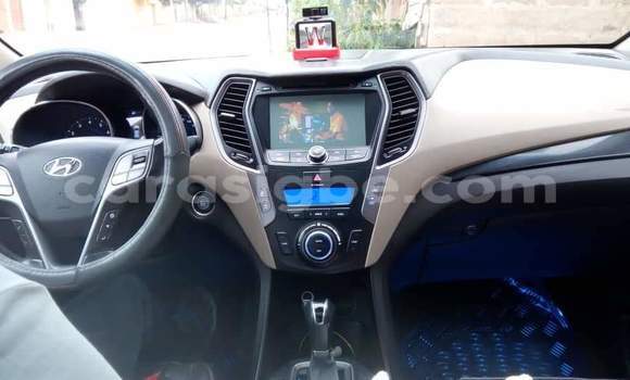 Buy Import Hyundai Santa Fe White Car in Lome in Maritime Buy Import Hyundai Santa Fe White Car in Lome in Maritime