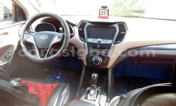 Buy Import Hyundai Santa Fe White Car in Lome in Maritime Buy Import Hyundai Santa Fe White Car in Lome in Maritime