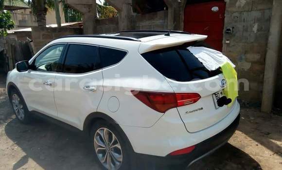 Buy Import Hyundai Santa Fe White Car in Lome in Maritime Buy Import Hyundai Santa Fe White Car in Lome in Maritime