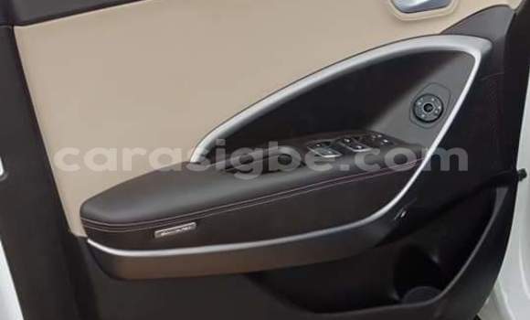 Buy Import Hyundai Santa Fe White Car in Lome in Maritime Buy Import Hyundai Santa Fe White Car in Lome in Maritime