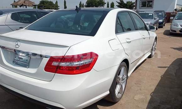 Buy Used Mercedes‒Benz C-klasse White Car in Lome in Maritime Buy Used Mercedes‒Benz C-klasse White Car in Lome in Maritime