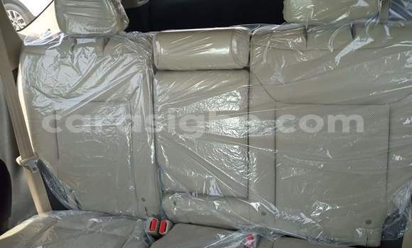 Buy Used Honda CR–V Green Car in Lome in Maritime Buy Used Honda CR–V Green Car in Lome in Maritime