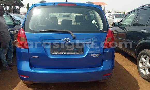 Acheter Occasion Voiture Toyota Corolla Verso Bleu à Lomé, Maritime Acheter Occasion Voiture Toyota Corolla Verso Bleu à Lomé, Maritime