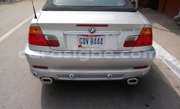 Acheter Occasion Voiture BMW 3–Series Blanc à Lomé, Togo Acheter Occasion Voiture BMW 3–Series Blanc à Lomé, Togo