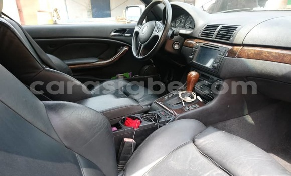 Acheter Occasion Voiture BMW 3–Series Blanc à Lomé, Togo Acheter Occasion Voiture BMW 3–Series Blanc à Lomé, Togo