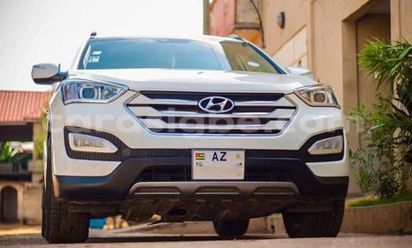 Buy Used Hyundai Santa Fe White Car in Lome in Maritime Buy Used Hyundai Santa Fe White Car in Lome in Maritime