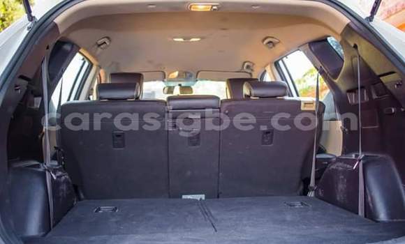 Buy Used Hyundai Santa Fe White Car in Lome in Maritime Buy Used Hyundai Santa Fe White Car in Lome in Maritime
