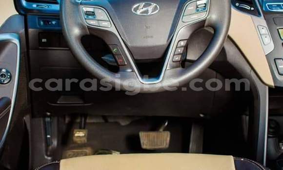 Buy Used Hyundai Santa Fe White Car in Lome in Maritime Buy Used Hyundai Santa Fe White Car in Lome in Maritime