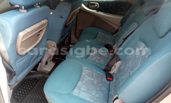 Acheter Occasion Voiture Nissan Almera Tino Gris à Lomé, Maritime Acheter Occasion Voiture Nissan Almera Tino Gris à Lomé, Maritime