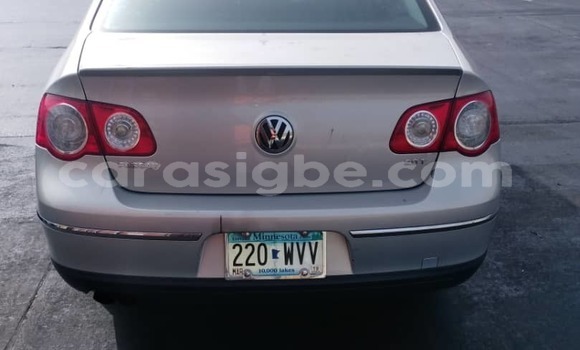 Acheter Import Voiture Volkswagen Passat Marron à Lomé, Togo Acheter Import Voiture Volkswagen Passat Marron à Lomé, Togo