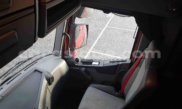 Acheter Occasion Utilitaire Renault TRM 10000 Rouge à Kpagoud, Togo Acheter Occasion Utilitaire Renault TRM 10000 Rouge à Kpagoud, Togo