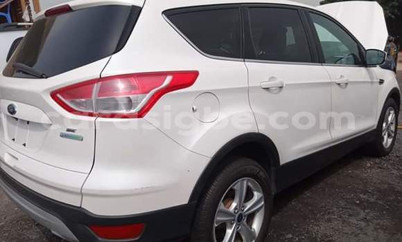 Buy Used Ford Escape White Car in Lome in Maritime Buy Used Ford Escape White Car in Lome in Maritime