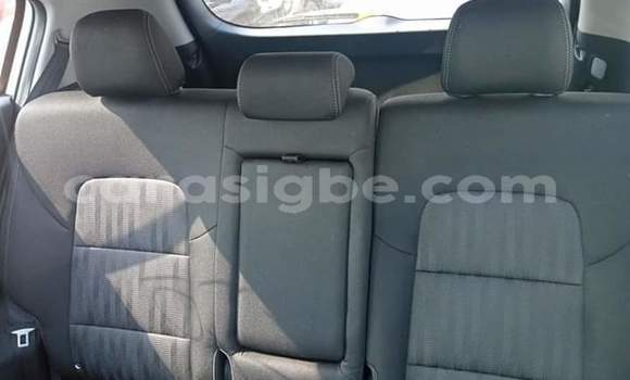 Buy Used Kia Sportage White Car in Lome in Maritime Buy Used Kia Sportage White Car in Lome in Maritime
