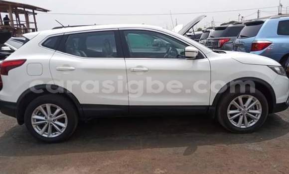 Buy Used Nissan Qashqai White Car in Lome in Maritime Buy Used Nissan Qashqai White Car in Lome in Maritime