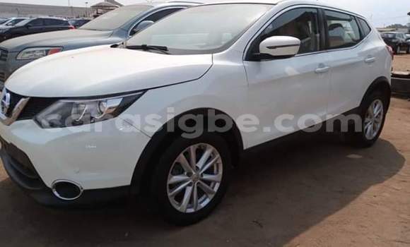 Buy Used Nissan Qashqai White Car in Lome in Maritime Buy Used Nissan Qashqai White Car in Lome in Maritime