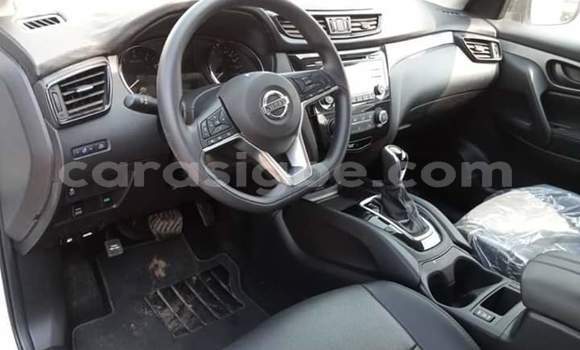 Buy Used Nissan Qashqai White Car in Lome in Maritime Buy Used Nissan Qashqai White Car in Lome in Maritime