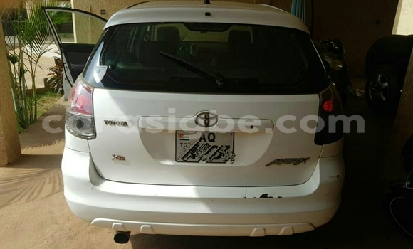 Acheter Occasion Voiture Toyota Matrix Blanc à Lomé, Maritime Acheter Occasion Voiture Toyota Matrix Blanc à Lomé, Maritime