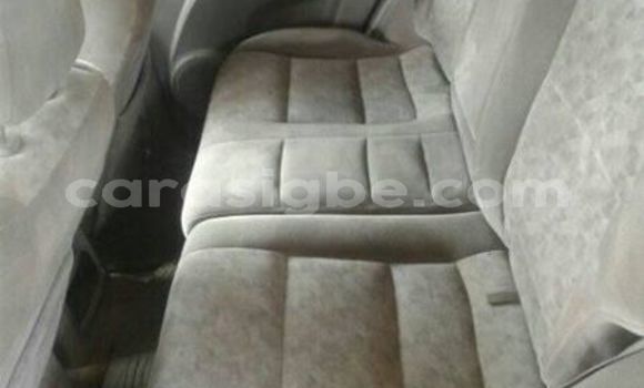 Acheter Occasion Voiture Kia Sorento Bleu à Lomé, Maritime Acheter Occasion Voiture Kia Sorento Bleu à Lomé, Maritime