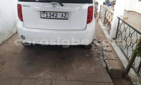 Acheter Occasion Voiture Toyota Scion Blanc à Lomé, Maritime Acheter Occasion Voiture Toyota Scion Blanc à Lomé, Maritime