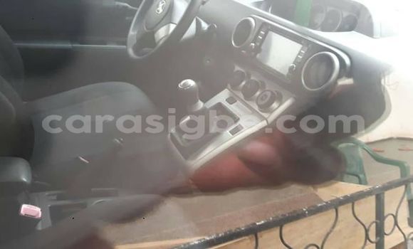 Acheter Occasion Voiture Toyota Scion Blanc à Lomé, Maritime Acheter Occasion Voiture Toyota Scion Blanc à Lomé, Maritime