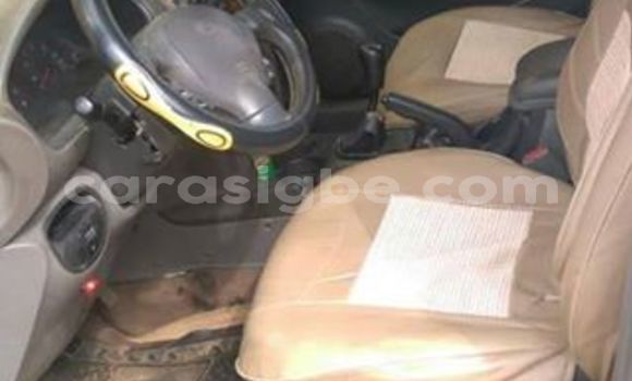 Acheter Occasion Voiture Hyundai Santa Fe Gris à Lomé, Maritime Acheter Occasion Voiture Hyundai Santa Fe Gris à Lomé, Maritime