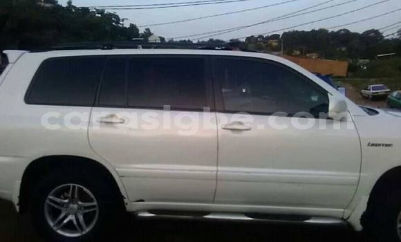 Buy Used Toyota Highlander White Car in Lome in Maritime Buy Used Toyota Highlander White Car in Lome in Maritime