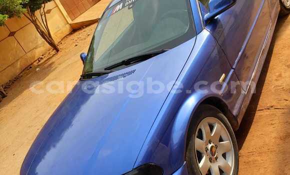 Acheter Occasion Voiture BMW E46 Bleu à Lomé, Togo Acheter Occasion Voiture BMW E46 Bleu à Lomé, Togo