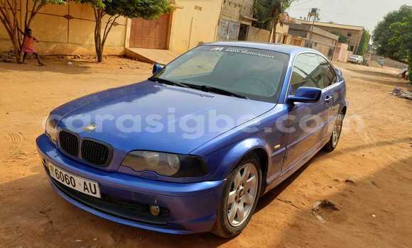 Acheter Occasion Voiture BMW E46 Bleu à Lomé, Togo Acheter Occasion Voiture BMW E46 Bleu à Lomé, Togo