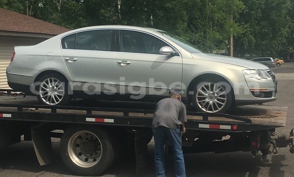 Acheter Import Voiture Volkswagen Passat Beige à Lomé, Maritime Acheter Import Voiture Volkswagen Passat Beige à Lomé, Maritime