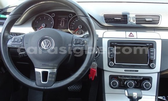 Acheter Import Voiture Volkswagen Passat Beige à Lomé, Maritime Acheter Import Voiture Volkswagen Passat Beige à Lomé, Maritime