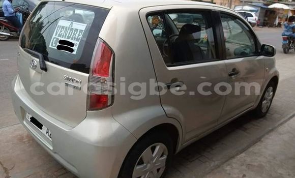 Acheter Occasion Voiture Daihatsu Sirion Gris à Lomé, Maritime Acheter Occasion Voiture Daihatsu Sirion Gris à Lomé, Maritime