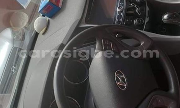 Acheter Occasion Voiture Hyundai Sonata Gris à Lomé, Maritime Acheter Occasion Voiture Hyundai Sonata Gris à Lomé, Maritime