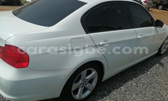 Acheter Occasion Voiture BMW 5–Series Blanc à Lomé, Maritime Acheter Occasion Voiture BMW 5–Series Blanc à Lomé, Maritime