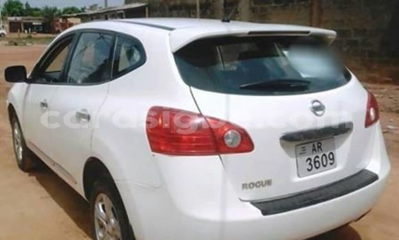 Acheter Occasion Voiture Nissan Rogue Blanc à Lomé, Maritime Acheter Occasion Voiture Nissan Rogue Blanc à Lomé, Maritime
