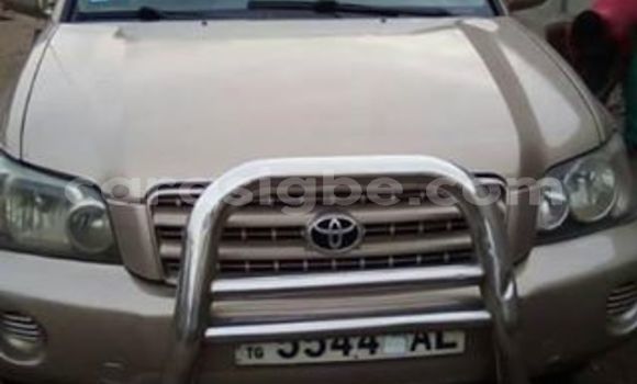 Acheter Occasion Voiture Toyota Highlander Beige à Lomé, Maritime Acheter Occasion Voiture Toyota Highlander Beige à Lomé, Maritime